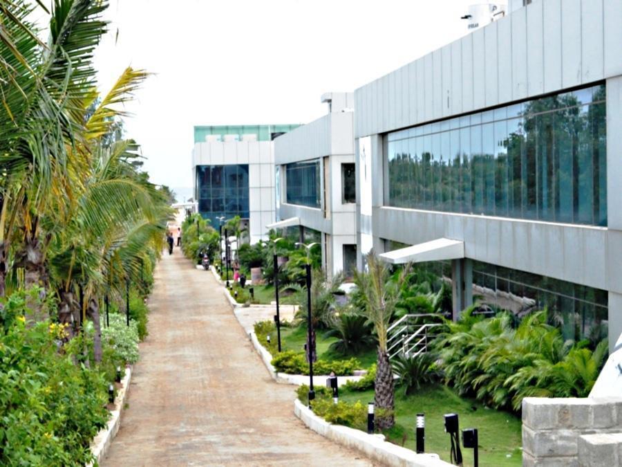 Jade Beach Resort Tirupporur Exteriér fotografie